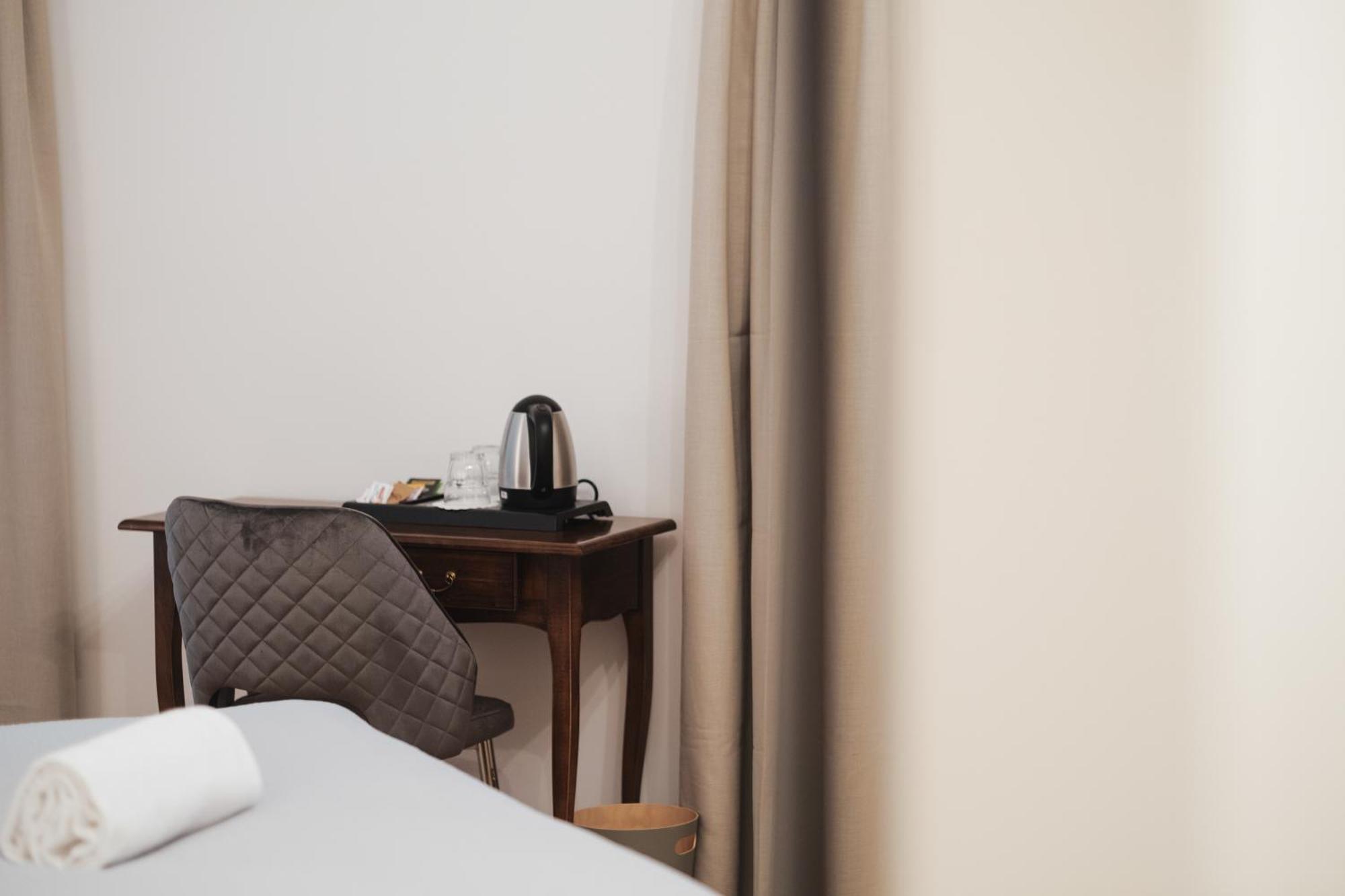Carlo Felice Boutique Hotel